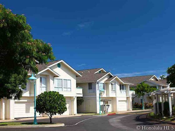 Arbors Townhomes in Ewa