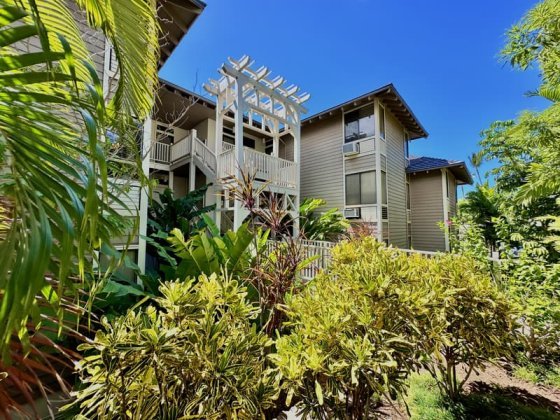 Grand Champions Wailea Exterior Of A Structure