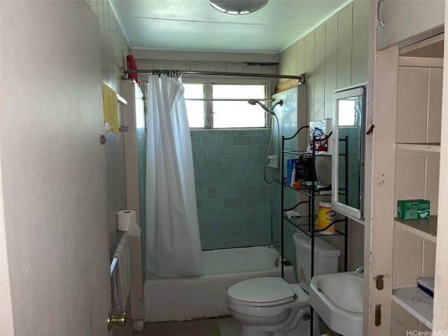 Photo 1 of 45-886 Luana Pl #A, カネオヘ