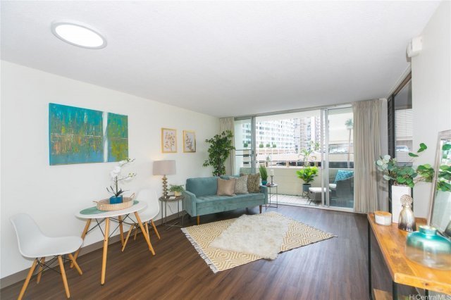 Photo 1 of 780 Amana St #203, ホノルル