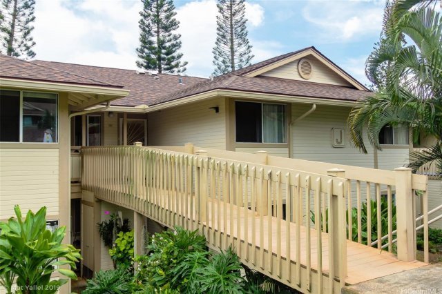 Photo 1 of 95-510 Wikao St #J201, ミリラニ