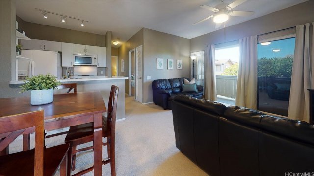 Photo 1 of 91-277 Hanapouli Cir #10E, エバビーチ