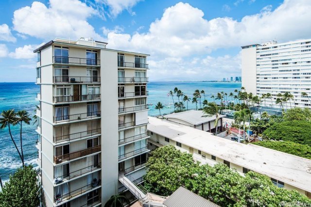 Photo 1 of 2947 Kalakaua Ave #502, ホノルル