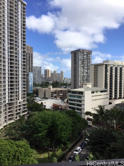 Photo 1 of 425 Ena Rd #1208C, ホノルル