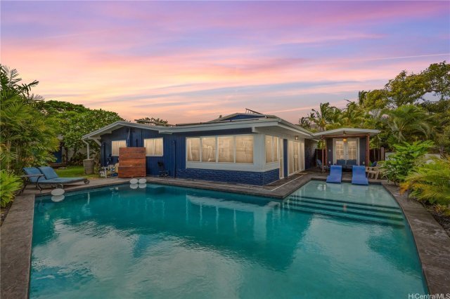 Photo 1 of 248 Pauahilani Pl, カイルア