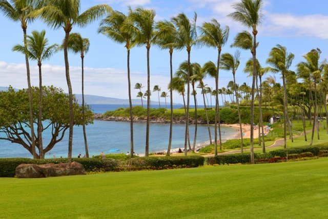 Photo 1 of 15 Coconut Grove Ln #15, Lahaina