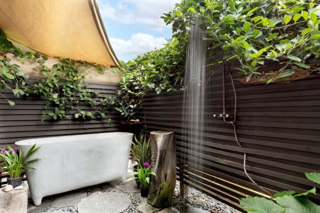 Photo 1 of 75-5811 Nani Kailua Pl, Kona