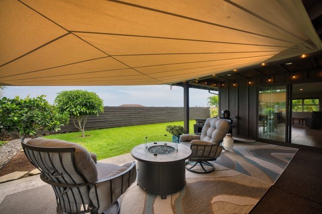 Photo 1 of 73-958 Kukuinui Place, Kona