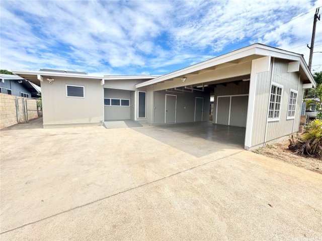 Photo 1 of 91-803 Aiami Pl, エバビーチ