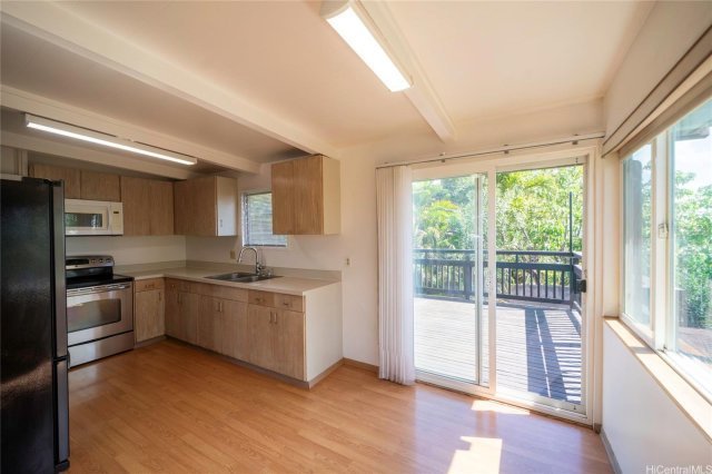 Photo 1 of 92-627 Auwaea St, カポレイ