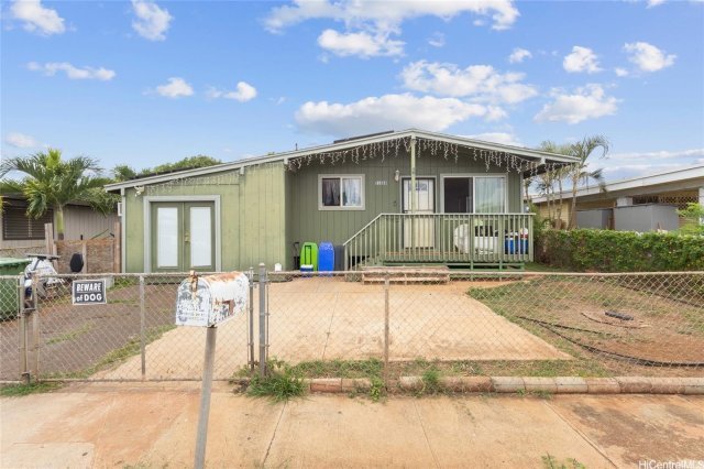 Photo 1 of 91-688 Kilinahe St, エバビーチ