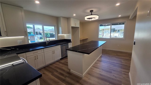 Photo 1 of 1145 Neal Ave, ワヒアワ