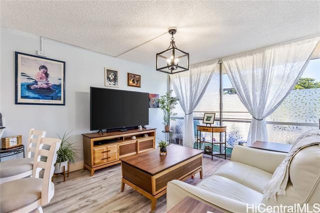 Photo 1 of 98-450 Koauka Lp #401, アイエア