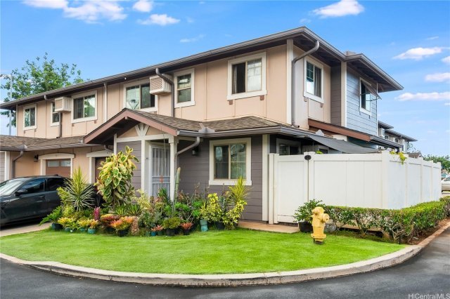 Photo 1 of 91-1259 Kamaaha Ave #107, カポレイ