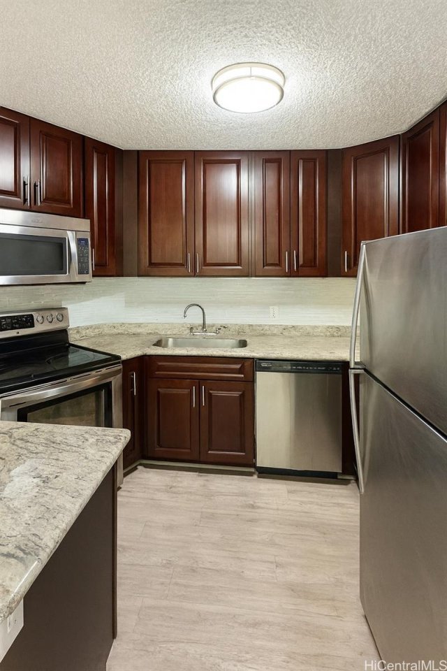 Photo 1 of 1860 Ala Moana Blvd #500, ホノルル