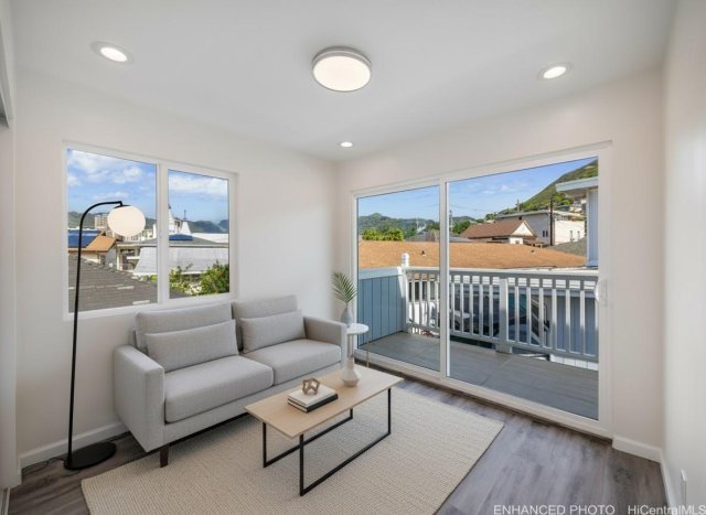 Photo 1 of 1659 Leilehua Lane #A, ホノルル