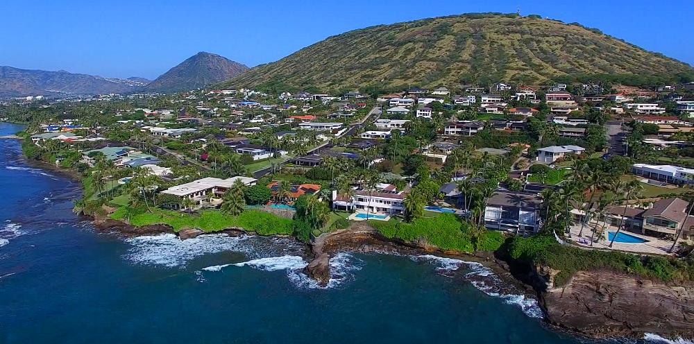 Koko Kai Oceanfront Homes Hanging on Cliff - Drone Photo