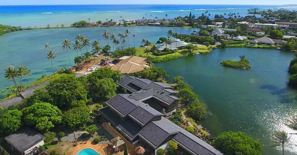 Paiko Lagoon Oceanfront Homes - Drone Photo