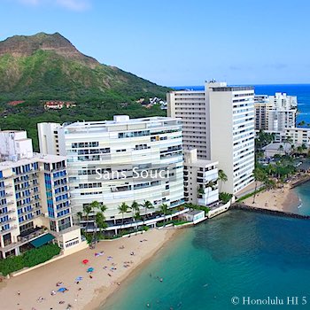 Sans Souci Condo in Diamond Head