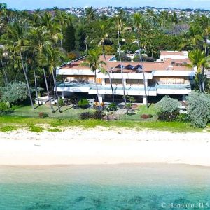 4747 Kahala Ave Luxury Beachfront House