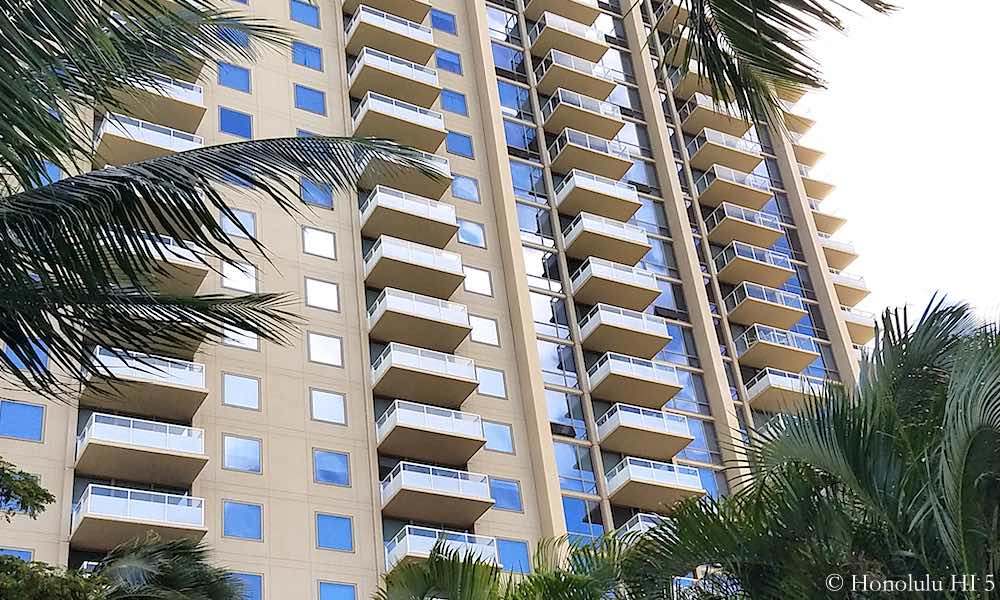 The Watermark Waikiki Balconies