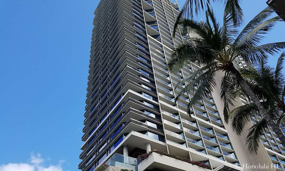 Trump Tower Waikiki - Zoom In Exterior To See Balconies