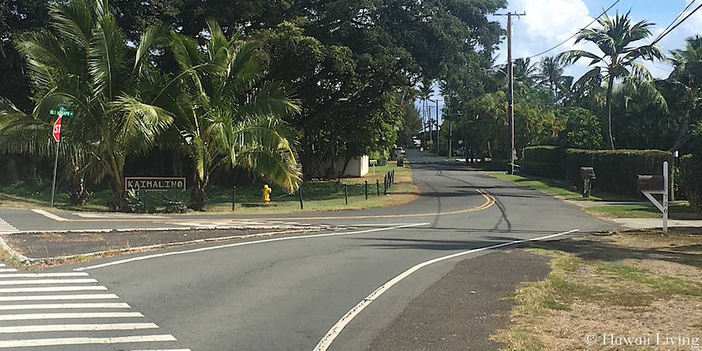 Kaimalino Kailua Entrance Sign and Street