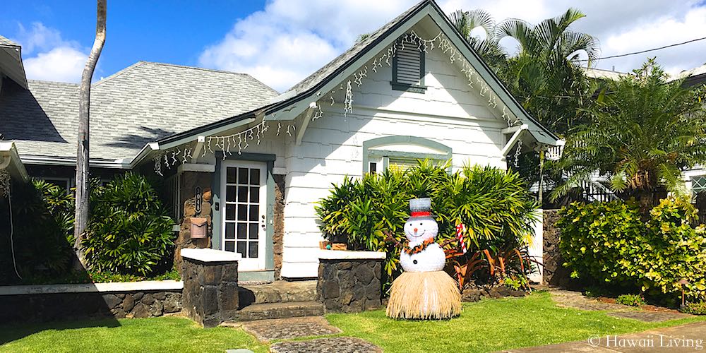 Snowman Christmas decoration by Diamond Head House