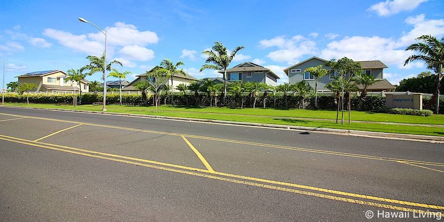 Hoowalea Street in Ewa Beach