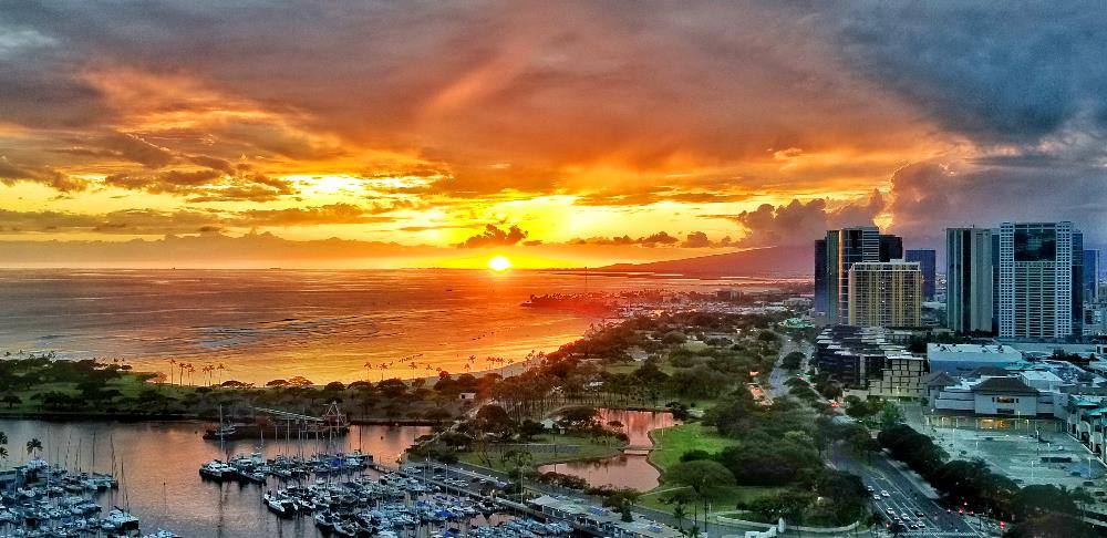 Honolulu Sunset 4.4.2020
